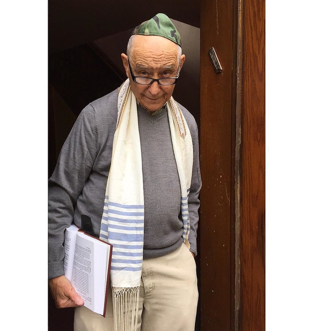 This here dude is a Machalnik. Not very many alive today. Mahal (Hebrew: מח"ל‎‎, sometimes transliterated "machal") were both Jewish and non-Jewish volunteers who went to Israel to fight in the 1948 Arab–Israeli War. The War Of Independence. About 1,000 volunteers from all over the world came to fight on the Israeli side. Mahal made up a small fraction of the Israeli forces. Mahal was disbanded after the war, and most volunteers left Israel. The Hebrew term מח"ל is an acronym of מתנדבי חוץ לארץ (Mitnadvei Hutz LaAretz), which means Volunteers from outside the Land [of Israel]. The volunteers were referred to as Machalniks (or Mahalniks). Although there were some 5 million jews living in the U.S. & Canada in '48, only a handful were involved in the war as combatants. Those who did serve are so unique that few American jews today have ever met one of the veterans. (it was extremely difficult for an american to serve, even if he/she wanted to. The U.S. wasn't the friend of Israel that it is today. and all passports that year were stamped 'NOT VALID FOR TRAVEL TO OR IN ANY FOREIGN STATE FOR THE PURPOSE OF ENTERING OR SERVING IN THE ARMED FORCES OF SUCH A STATE'. Americans were threatened with loss of citizenship if they served...it was ruled americans who served had their citizenship suspended during their service and could claim no rights if captured by the Arabs. most people recruited were veterans of WWII with greatly needed military skills