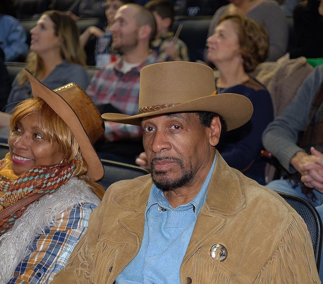 i'm about to go live from the rodeo at msg