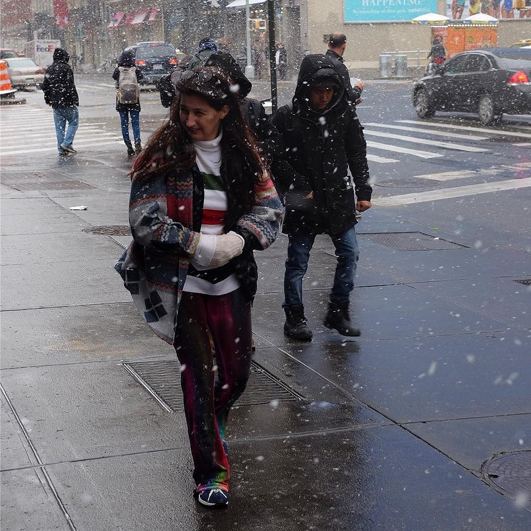 NEW YORK FASHION STRONG