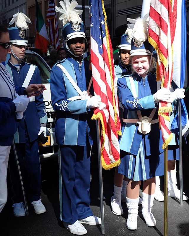 saw some great uniforms at the parade today. It had me thinking so many of the band guys (police, fire dept. schools) have these passed down from person to person...some are so vintage like it's like a museum exhibit. live, on the street. i've never been one for civil war reenactments but to see some of those gus today was funny. The coats can stand up by themselves. must be an honor. and they sure don't make these uniforms like they used too. I love uniform.