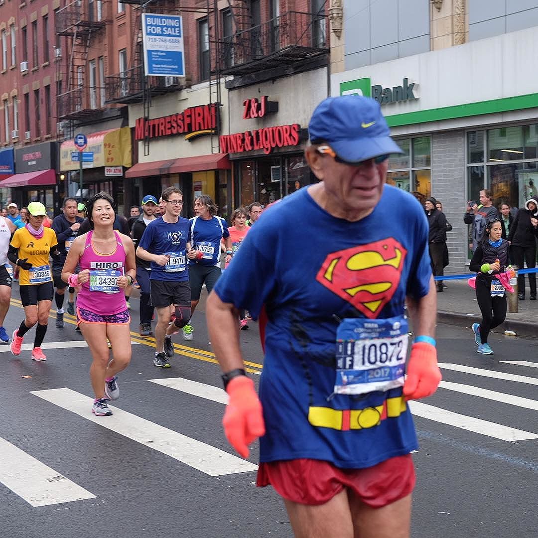 shot some runners for @nycmarathon 
no link in bio
@runnersworldmag @aarpphoto